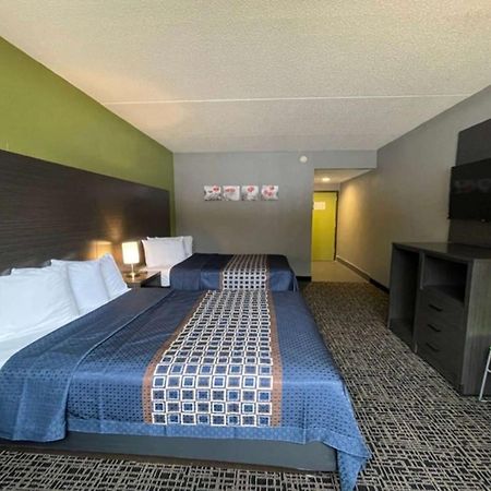 Wingate By Wyndham Lake George Exterior foto